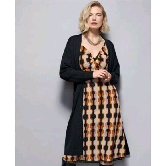 CAbi Drop-Off Cardigan Black Longline Button Closure Pocket #4472 Size Small - Picture 1 of 12